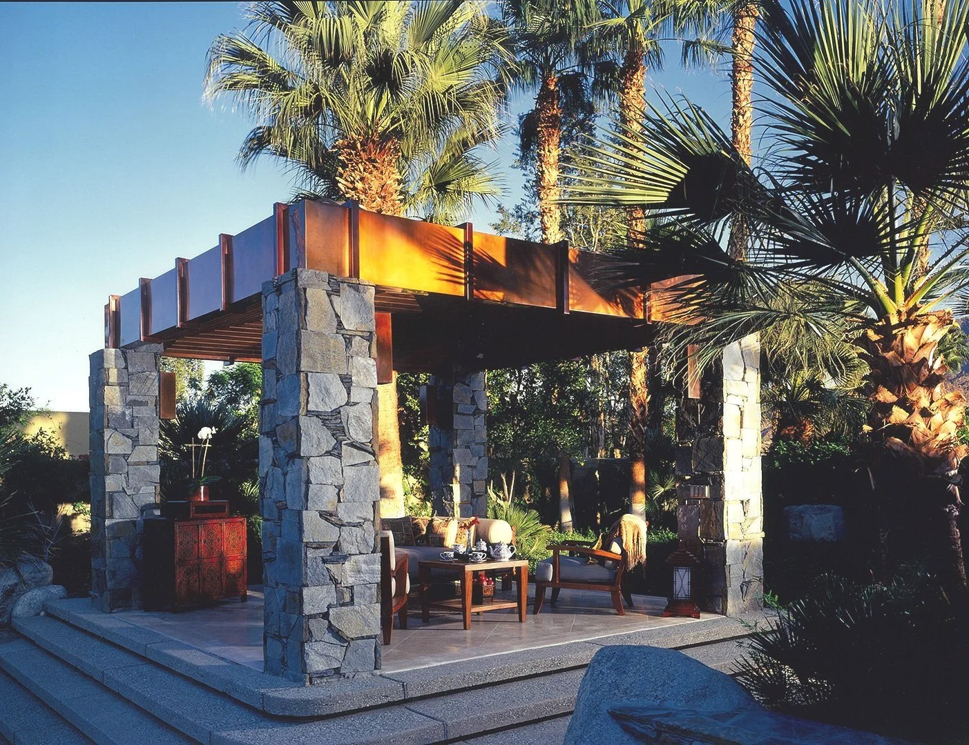 Asian-in-Palm-Desert-DC250-HOLD-2649-1080h