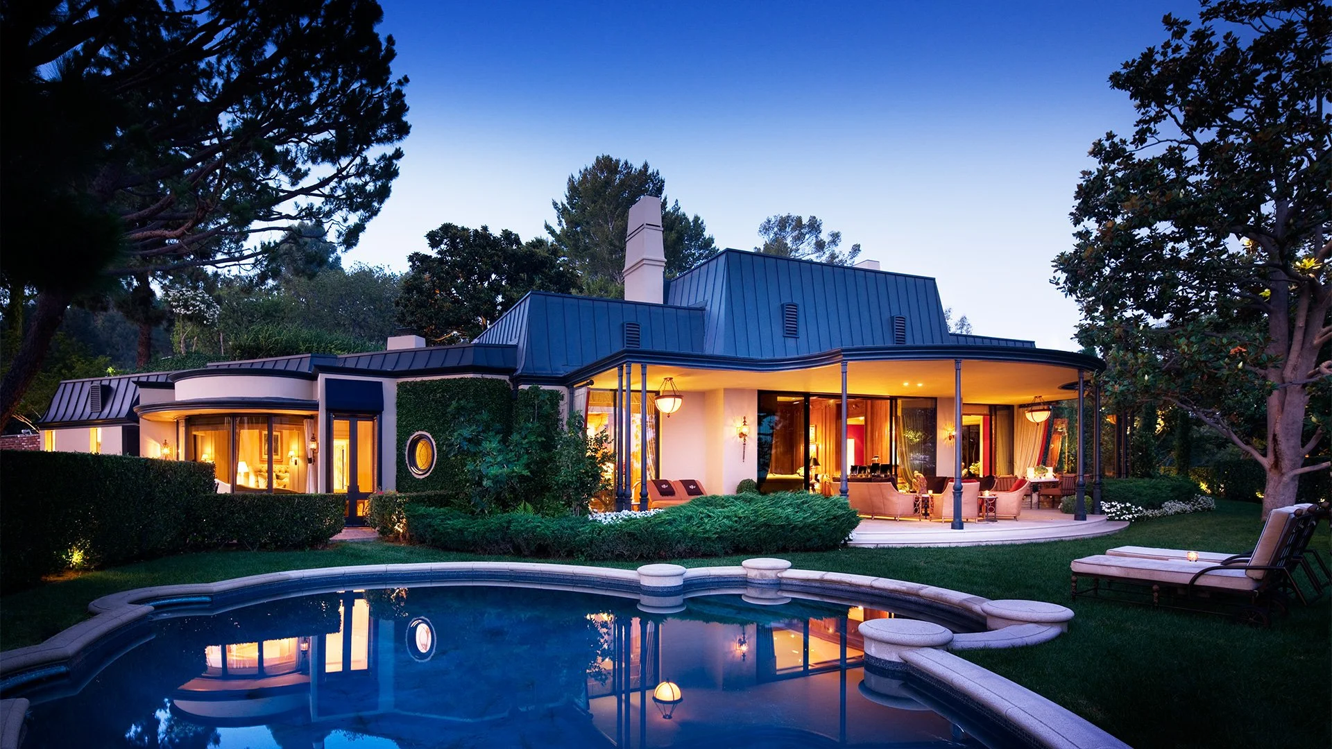 Beverly-Hills-Hillcrest-Estate-SFrances_090812_0139_A-1920x1080px