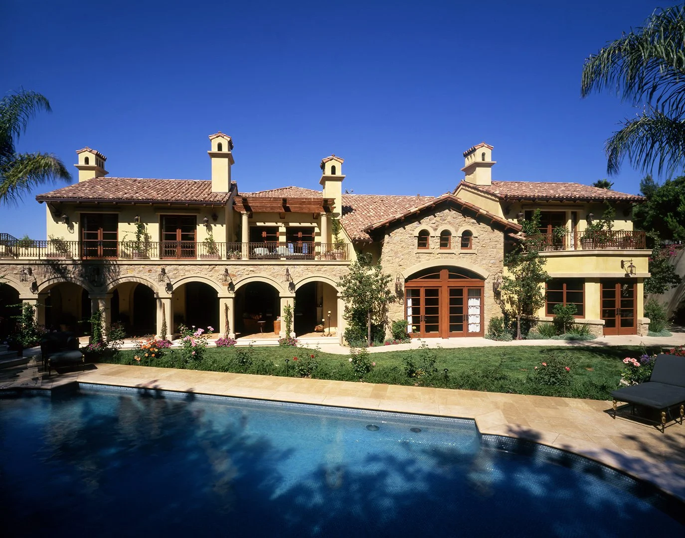 Gores-Beverly-Hills-Italian-Villa-DLD002-1080
